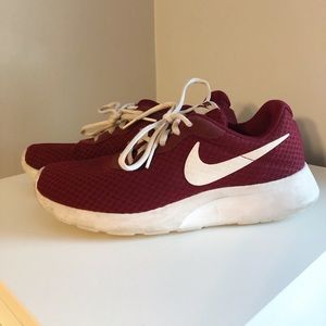 Maroon Nike Tanjun Shoes